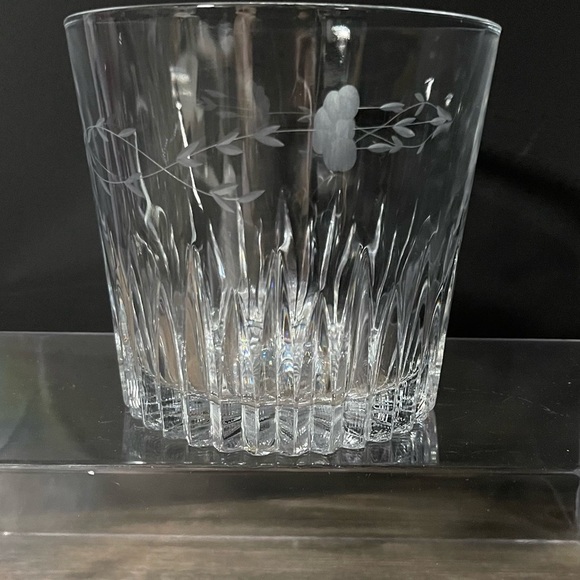 Princess House Heritage Crystal Ice Bucket | Etched Floral Heavy Cut Glass - Picture 2 of 6